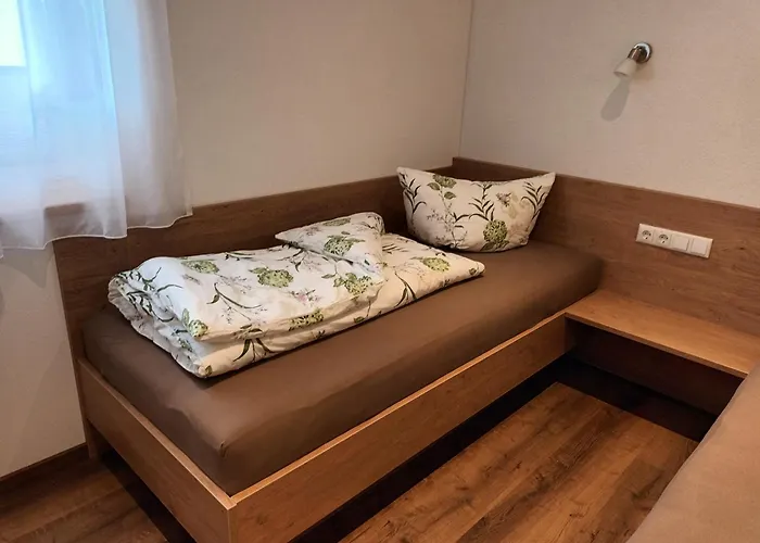 Ferienwohnungen Meister Apartman *